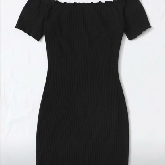 BRAND NEW Off Shoulder Dress - Picture 4 of 7